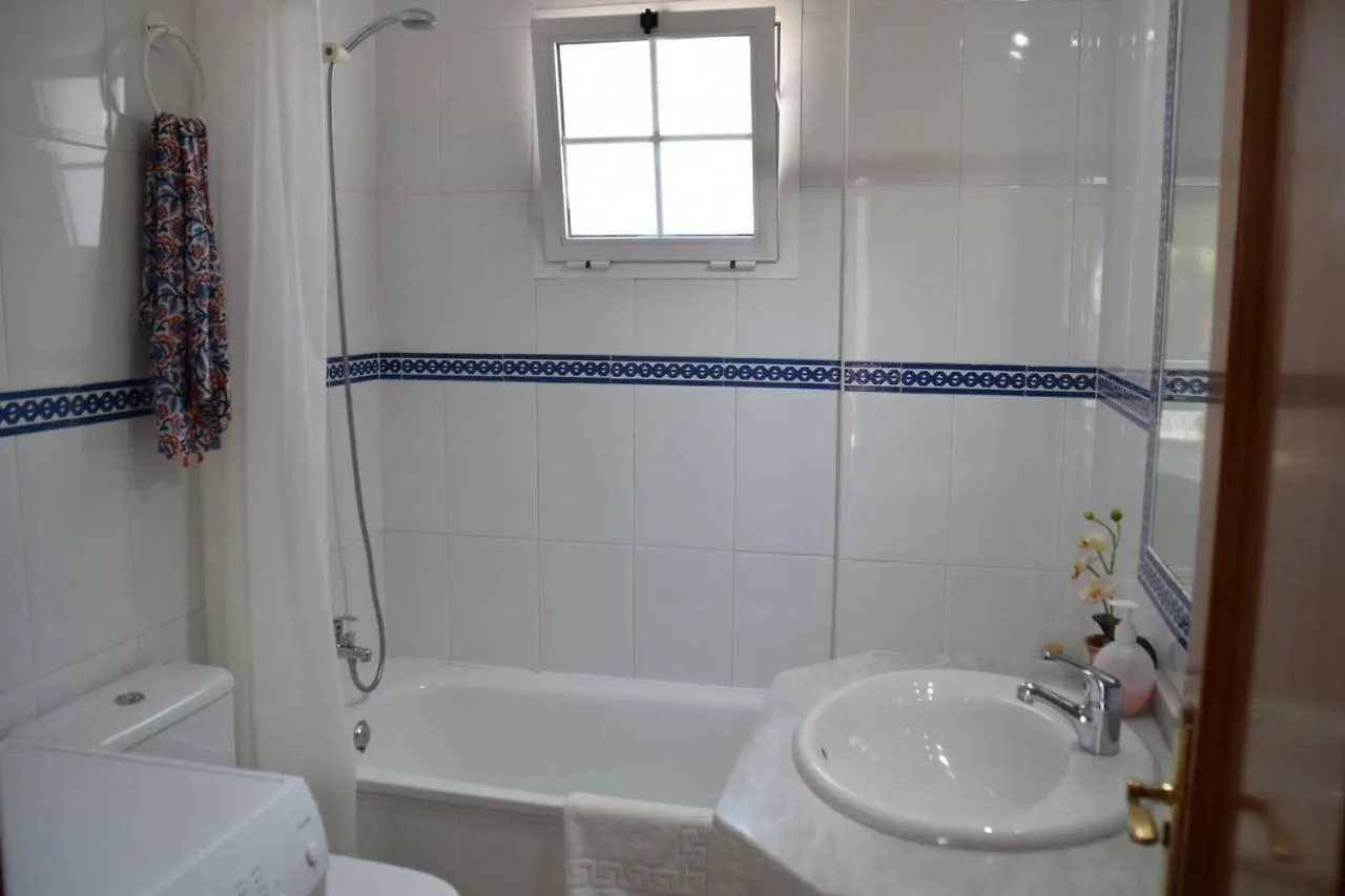 Nerja Paradise Rentals - Villa Flamingo 0*,