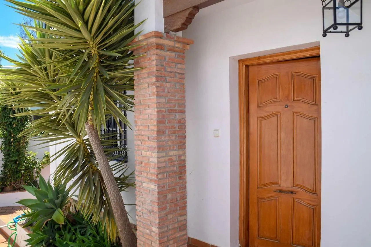 Nerja Paradise Rentals - Villa Flamingo 0*,